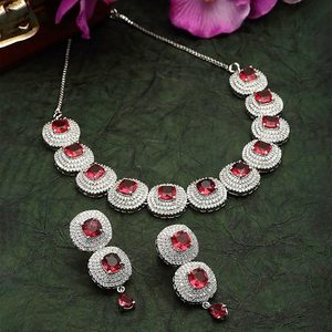 Ensemble collier et boucles d'oreilles en alliage plaqué or avec des fleurs en cristal et strass, bijoux de mariage classiques pour femmes - Product Image 2