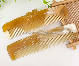 Artisan Craft-Peine de cuerno natural hecho a mano para el cuidado del cabello para hombres y mujeres - Product Image 3