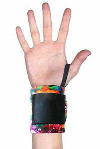 สายรัดข้อมือออกกำลังกายแบบนีโอพรีนพร้อมโลโก้สั่งทำพิเศษ สำหรับเพาะกาย ดึงข้อ ยกน้ำหนัก อุปกรณ์เพื่อความปลอดภัยในการออกกำลังกาย ในราคาที่คุ้มค่า - Product Image 4