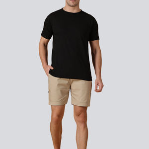 Shorts de survêtement pour homme en molleton bouclette épais, coupe ample, style streetwear, décontracté, sportif, avec poches profondes, taille élastique, logo personnalisé - Product Image 4