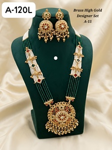 Parures de bijoux indiens anciens traditionnels, élégants colliers et coiffes de mariée pour femmes - Product Image 2