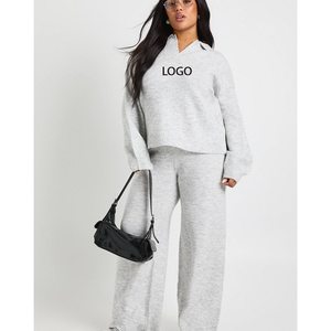 Conjunto Deportivo de Invierno de Alta Calidad, Suave y Cálido, de Poliéster y Algodón, para Mujer, Ideal para Viajes - Product Image 1