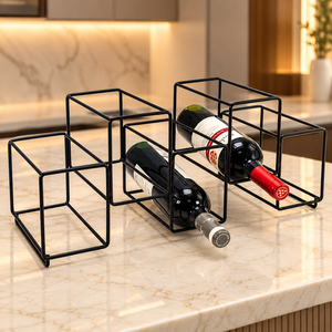 Support à bouteilles de vin incurvé design avec rangement pour 8 bouteilles, cadre ondulé en métal doré pour présentation sur comptoir de bar à domicile ou de restaurant - Product Image 6