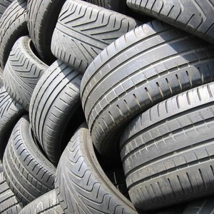 ยางรถยนต์มือสองคุณภาพสูง ปี 2026 ขนาด 185/70R14 แบบไม่มียางใน สำหรับรถยนต์และรถบรรทุก ยางเรเดียล ผลิตจากยางธรรมชาติ ระยะทางใช้งาน 60000-80000 กม. รับประกัน มีสินค้าจำนวนมาก - Product Image 4