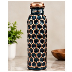 Bouteille d'eau en cuivre écologique sans BPA avec motif montagne, style minimaliste, portable pour usage extérieur - Product Image 3