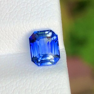 Saphir bleu naturel taille octogonale, pierre précieuse non montée, qualité excellente et rare, certifiée par un tiers, pour la fabrication de bijoux fins et de luxe - Product Image 2