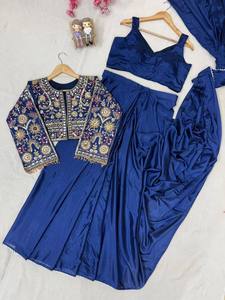 Sari plissé bleu marine avec veste brodée, tenue de fête ethnique pour femmes - Product Image 5