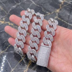 Collar de Cadena Cubana Miami para Hombre, de Plata 925 Maciza y Oro Rosa, con Moissanita de Corte Baguette, Pasa Prueba de Diamante - Product Image 4