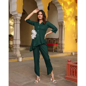 Ensemble 2 pièces pour femmes, style décontracté, en rayonne avec cordon de coton, pantalon et haut modestes pour femmes musulmanes, par un fabricant d'abayas - Product Image 4