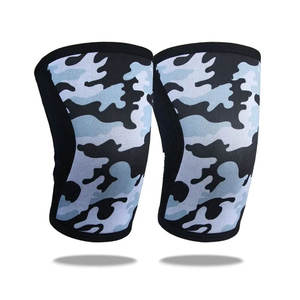 Manchons de protection pour les coudes en tissu anti-humidité, qui vous gardent au sec et confortable pendant les longues séances d'entraînement - Product Image 1