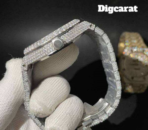 นาฬิกาข้อมือเพชรโมอิสซาไนต์สุดหรูสำหรับผู้ชาย ขายดีอันดับต้นๆ กันน้ำ ระบบควอตซ์ ตัวเรือนสแตนเลส เหมาะสำหรับเป็นของขวัญทางธุรกิจ มีจำหน่ายแล้ว - Product Image 4