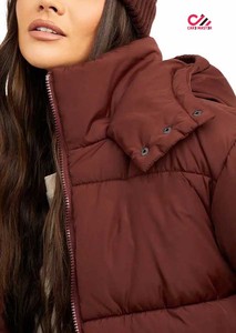 Doudoune à capuche pour femme, manteau d'hiver ample vert, vêtement d'extérieur chaud pour femme, rembourrage en polyester, longueur standard - Product Image 6