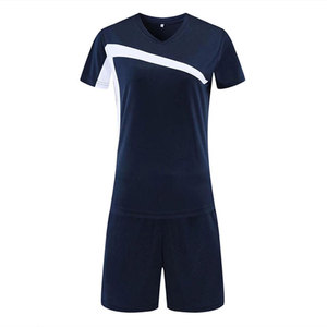 Tenue de volley-ball professionnelle personnalisée, maillot et short de club sportif, vente en gros, vêtements de sport d'équipe sur mesure, sublimation intégrale - Product Image 2