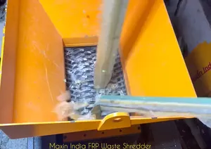 Broyeur élégant de feuilles de FRP à double arbre semi-automatique, capacité 1000 kg/h, machines électriques de broyage de plastique - Product Image 5