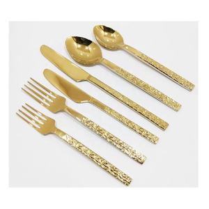 Juego de Cubiertos Tradicionales de Acero Inoxidable Chapado en Oro, Mangos con Patrón Texturizado, Pulido Espejo, Vajilla para Mesa de Comedor, Decoración del Hogar - Product Image 3