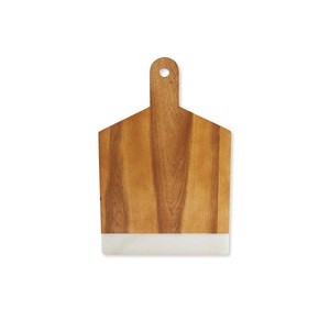 Planche à découper en bois de design moderne, forme rectangulaire avec poignée, planche à découper en bois d'acacia, plateau de service pour la cuisine - Product Image 3