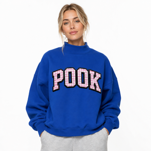 Sudadera de cuello alto a cuadros para mujer con apliques de letras griegas bordadas, 100% algodón, estilo oversized. - Product Image 3