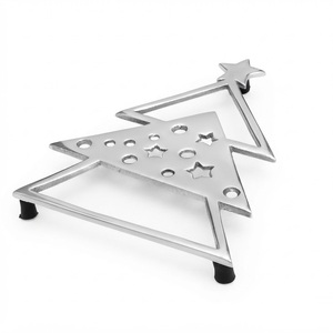 Sous-plat en métal en forme de sapin de Noël, support de pot antidérapant et résistant à la chaleur pour la décoration de comptoir de cuisine des fêtes - Prix le plus bas - Product Image 1