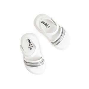 Sandalia de tacón casual para niñas KD9903 en blanco - Product Image 1