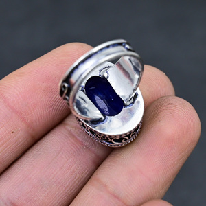 Anillo de Zafiro Azul Facetado, Hermoso y Popular, Hecho a Mano, Chapado en Plata de Ley 925, Ovalado, de Lujo, Calidad Premium, Estilo Vintage - Product Image 3