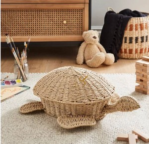 Wholesale Turtle Shaped Seagrass Storage <b>Basket</b> <b>with</b> <b>Lid</b> Cute Wicker Kids Toy Organizer Bin Nursery Baby Room Decor - Product Image 3
