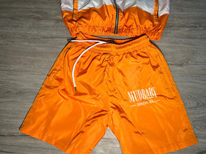 Ensemble coupe-vent et short personnalisé de haute qualité pour homme, ensemble short coupe-vent d'été unisexe, ensemble short en nylon bicolore - Product Image 2