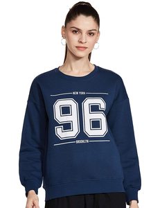 เสื้อสเวตเชิ้ตคอกลมโอเวอร์ไซส์สำหรับผู้หญิง ผ้าฝ้าย 100% สีกรมท่า พิมพ์ลายโลโก้ด้านหน้า 96 แขนเสื้อปกติ สวมใส่สบายๆ ในฤดูใบไม้ร่วง - Product Image 3