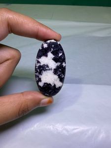 Lepidolita natural de alta calidad en cabujón, formas mixtas, venta al por mayor, piedras preciosas sueltas para la fabricación de pendientes, colgantes y anillos de plata hechos a mano. - Product Image 1