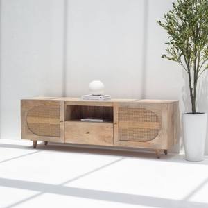 Mueble para TV de Madera de Ratán Vandana Novara Zenova, Consola de Entretenimiento Moderna de Madera Maciza Tejida Natural - Product Image 3