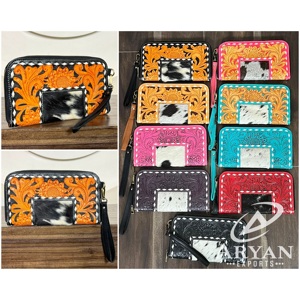 Pochette de voyage multi-usages en cuir de vachette véritable façonnée à la main pour femme, style tournesol, avec fermeture éclair et motif, portefeuille à poignet - Product Image 1