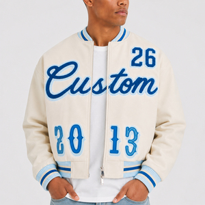 Chaqueta Varsity Monocromática Personalizada para Hombre con Logotipo Bordado Tonal, Venta al Por Mayor para Marcas de Moda Estadounidenses - Product Image 6