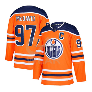Vente en gros de protège-gants de hockey sur glace personnalisés de haute qualité, fabriqués sur mesure, réversibles, imprimés par transfert thermique, antibactériens, 100% polyester - Product Image 6
