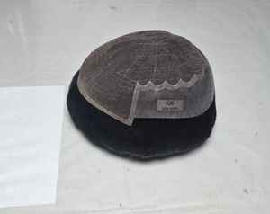 ทูเป้ผมแท้ 100% รุ่น Q6 สำหรับผู้ชาย ผมอินเดียแบบเรมี่ ดีไซน์กลาง/ตรงกลาง ยี่ห้อ Taz Hair BD - Product Image 6