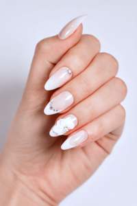 Faux ongles à presser personnalisés, vert chromé, French manucure, en gros, motif étoile, forme amande, estampage doré, taille moyenne - Product Image 6