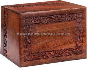 Urne funéraire en bois artisanale à vendre, pour les cendres d'adultes, urnes funéraires humaines, urnes de sépulture - Product Image 5