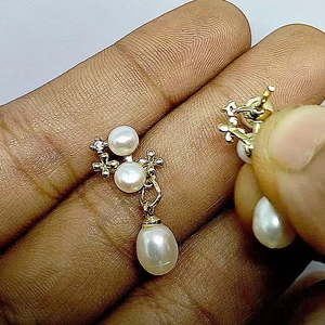 Luxury Freshwater Pearl Drop <b>Earrings</b> for Women <b>Gold</b> Plated Floral <b>Dangle</b> <b>Earrings</b> Elegant Bridal Party Jewelry Wholesale - Product Image 4