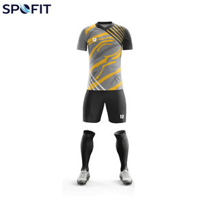 Uniforme de football personnalisé OEM avec col en V, design sublimé, tissu polyester à séchage rapide, respirant et durable pour le sport - Product Image 2