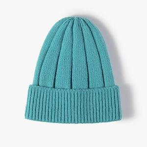Casquettes en acrylique 100% personnalisées de qualité supérieure, à étiquette privée, ajustables, unisexes, pour un usage quotidien, bonnets tricotés - Product Image 3