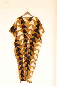 Vestido Kaftan de Algodón con Estampado Geométrico Color Mostaza para Mujer, Estilo Boho, para la Playa - Product Image 4