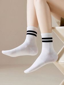 Chaussettes unisexes en coton côtelé à double rayure, mi-mollet, respirantes, souples et extensibles, pour le sport et le quotidien, vente en gros - Product Image 4