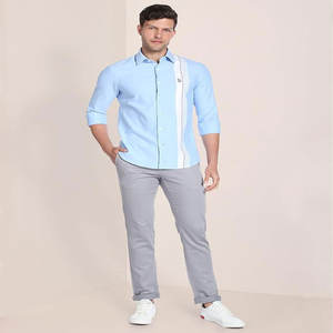 Printemps Mode Boutonné Personnalisé Hommes Chemises de Travail à Manches Longues pour Hommes - Product Image 2