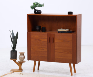 Aparador nórdico de madera maciza, armario de exhibición, mueble de almacenamiento moderno de madera maciza para entrada, armario de almacenamiento sencillo - Product Image 1