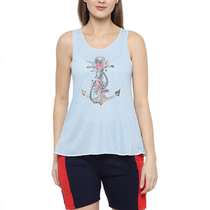 Ensemble décontracté et confortable pour femme : débardeur et short respirant pour temps chaud - Product Image 1