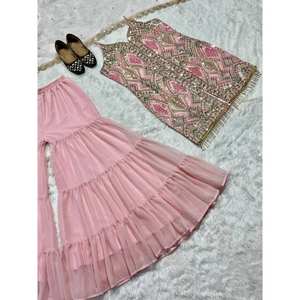 El conjunto de traje de fiesta de diseñador para mujer incluye Top Sharara Plazzo Dupatta - Product Image 4