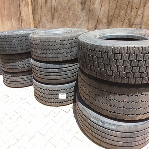 Compre Neumáticos para Camiones de Carga Pesada de Primera Calidad 295 80R22.5 con Patrón Radial para un Mejor Control y Conducciones Largas Cómodas - Product Image 1