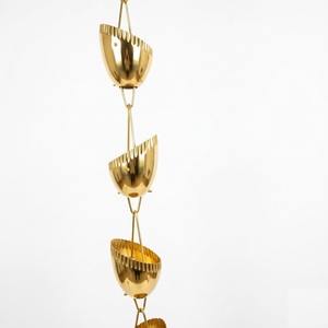 Cadena de Lluvia Decorativa para Exteriores, de Metal en Forma de Embudo, Reemplazo de Bajante de Canalón, Acabado Cobre, Elemento de Agua para Jardín, Mejor Precio - Product Image 5