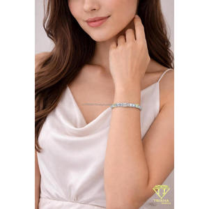 Elegante Pulsera de Piedra Redonda Azul Claro con Detalles en Tono Plateado para Joyerías y Distribuidores - Product Image 2