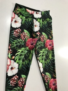 Leggings Deportivos Personalizados para Mujer, Leggings de Gimnasio de Alta Calidad con Cintura Elástica, Ecológicos y Antibacterianos - Product Image 6