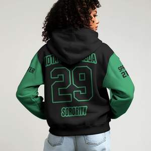 Sweat-shirt à capuche personnalisé de la sororité Iota Phi Lambda, corps noir, manches vert émeraude, lettres grecques - Product Image 2