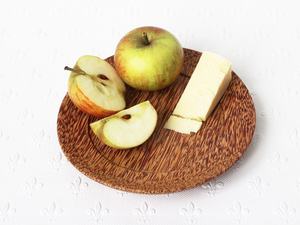 Vajilla natural de coco, plato de madera hecho a mano para servir comida, para uso en restaurantes y en el hogar. - Product Image 2